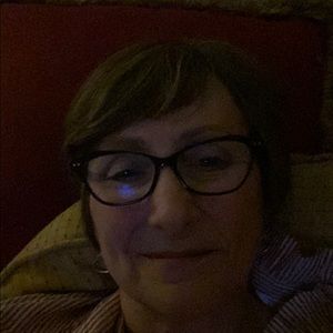 Meet your Posher, Carla